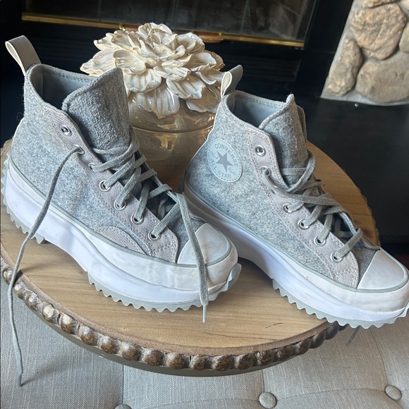 Converse Run Star Hike High Black Ice Ash Stone 
Style No 169438C
Size 6.5